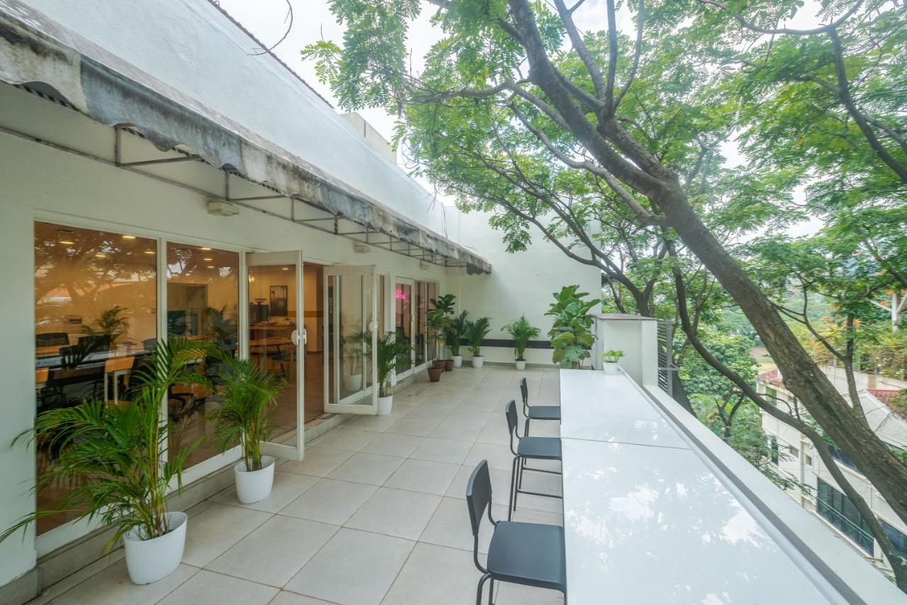 Olive Hotel Magrath By Embassy Group Bangalore Eksteriør billede